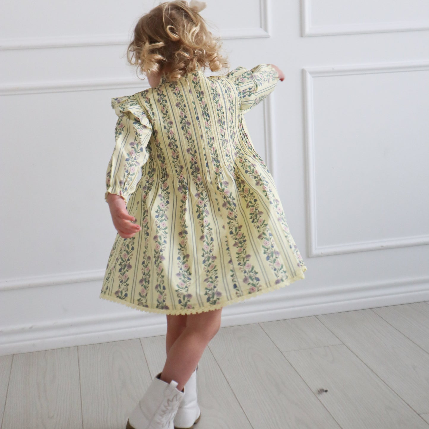 Elizabeth Dress – Yellow Floral