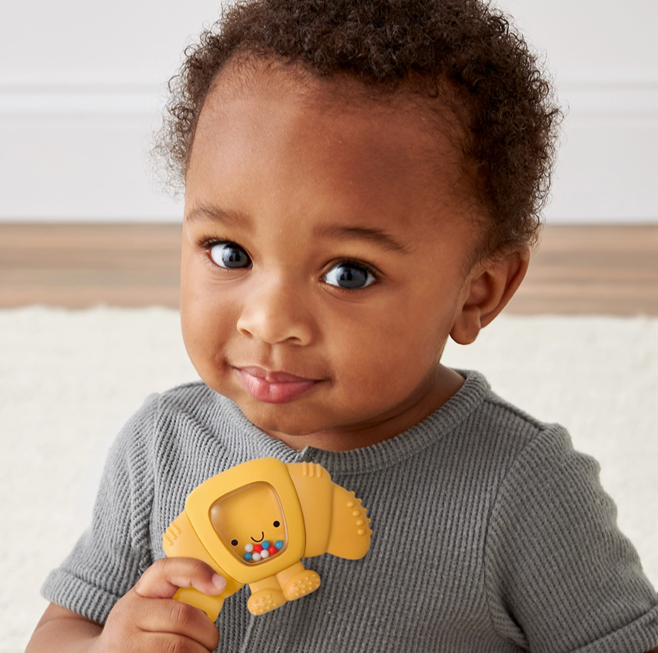 Sweetie Shake Plus™ - Teething + Rattle Toy