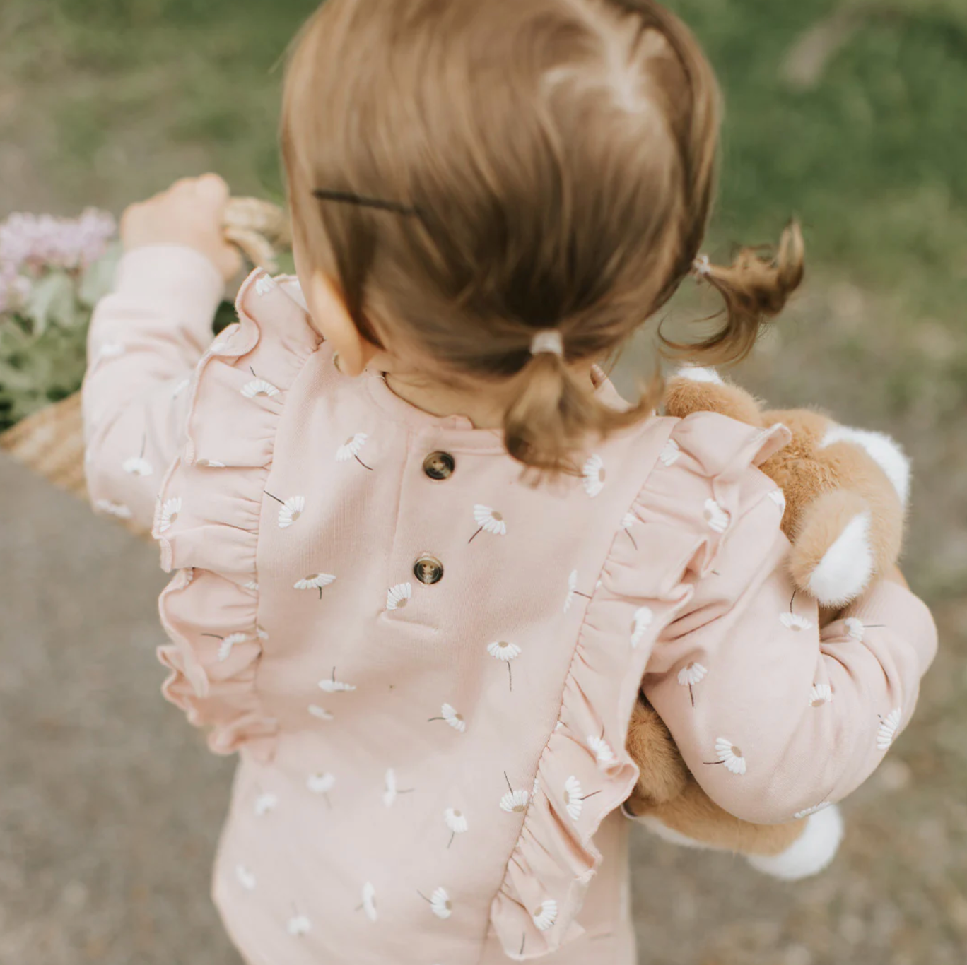 Daisy Print on Rose Outfit Set