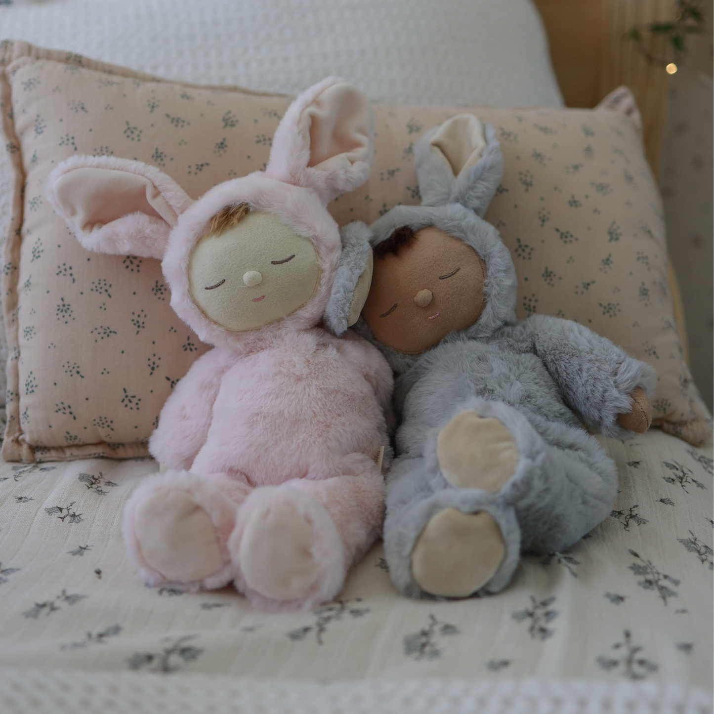 Lullaby Cozy Dinkum Bunny Pip - Smoke