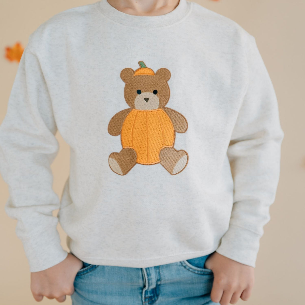 PUMPKIN TEDDY BEAR PATCH SWEATSHIRT