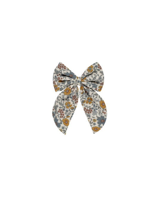 Oversized Bow || Gardenia