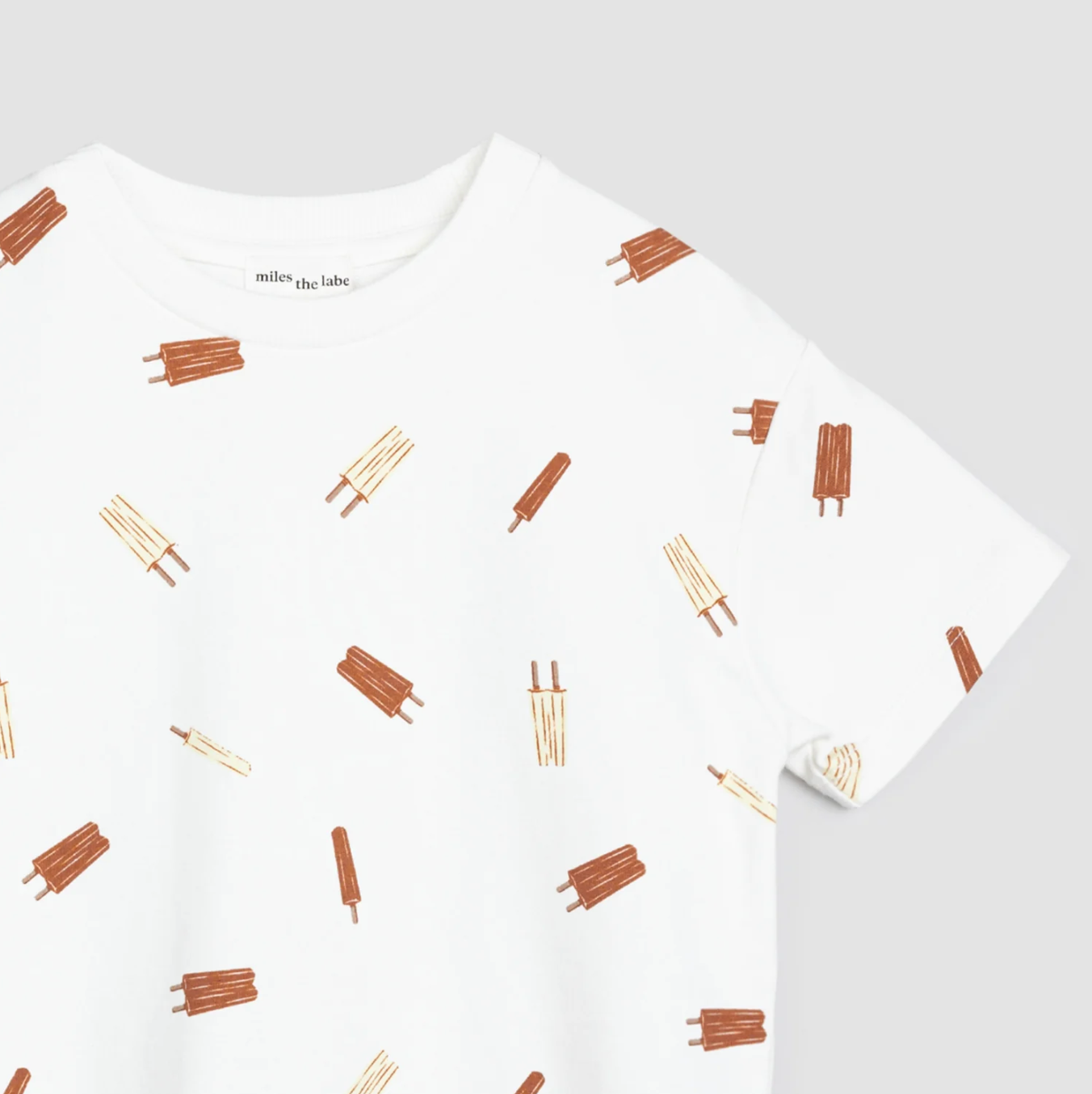 Popsicle Print on Off-White Short-Sleeve Sweatshirt