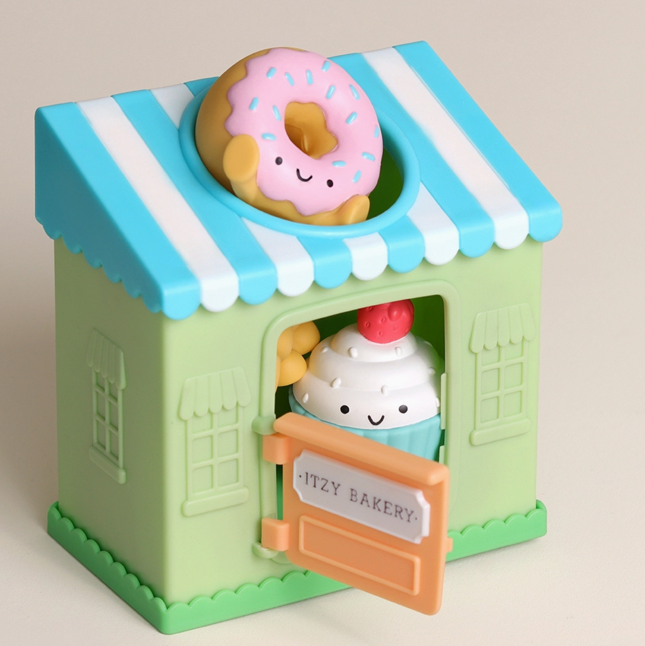 Itzy Play Bakery™